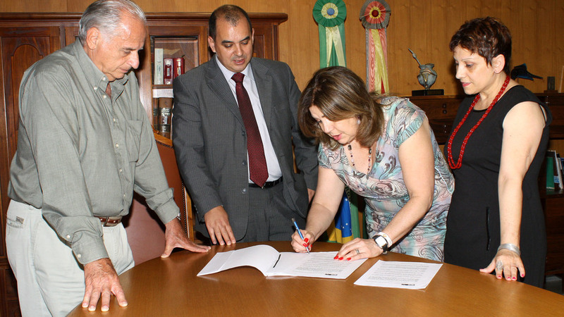 20111122092930ipe-assin-conv-clinica-renal-de-alegrete-007.jpg
