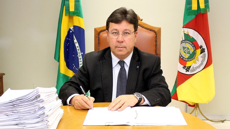 20160811091714ipe-080816-processos-pessoa-juruudica-005.jpg